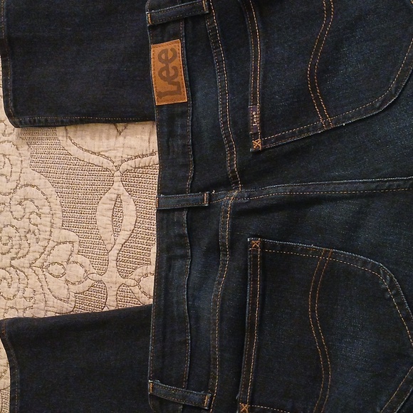 Lee Jeans! - Picture 7 of 7